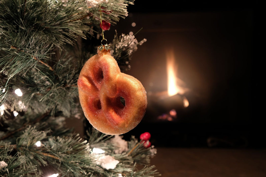 Pretzel Glass Ornament