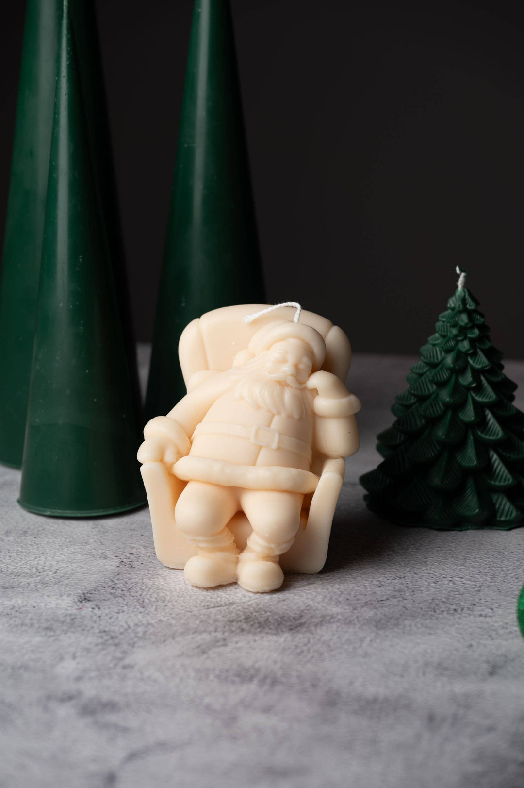 Santa Claus Candle - Hand-poured Design: Holiday Spice